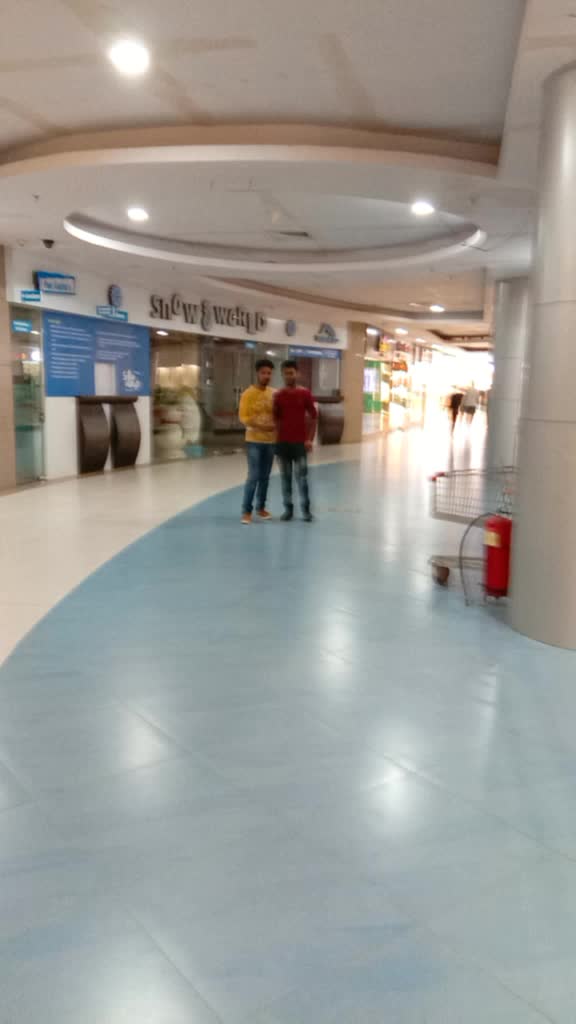 @Muntazir Qadir