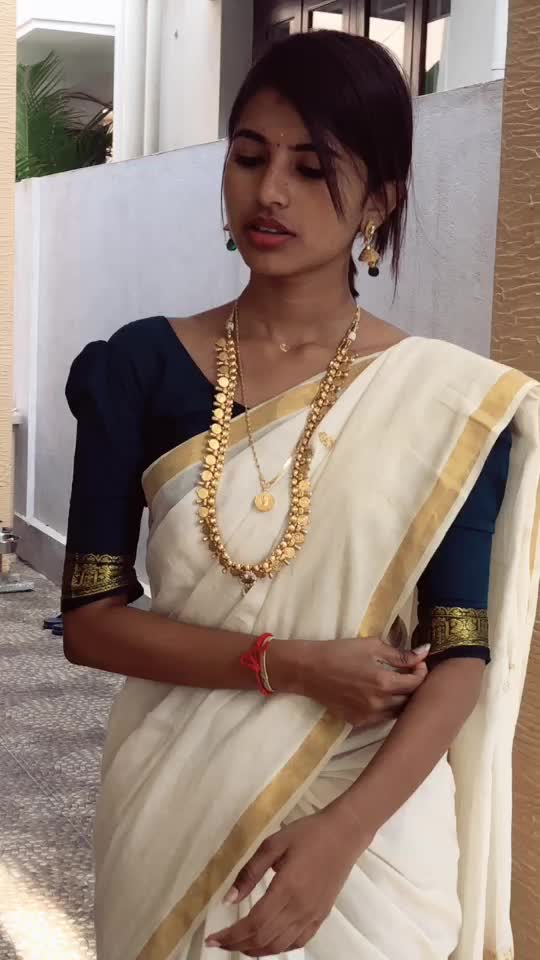 @Dharshini.offl