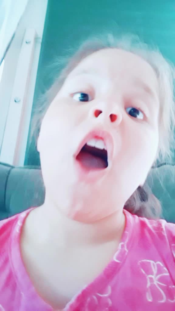 @amo todos hevilyn ne