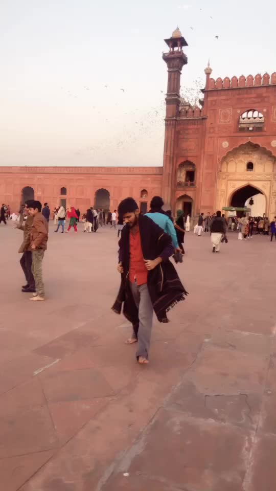 @Aniq Mughal