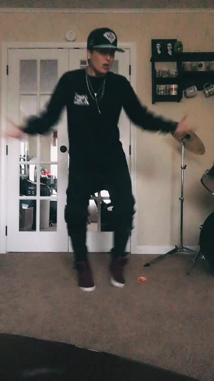 @IBLEEDHIPHOP
