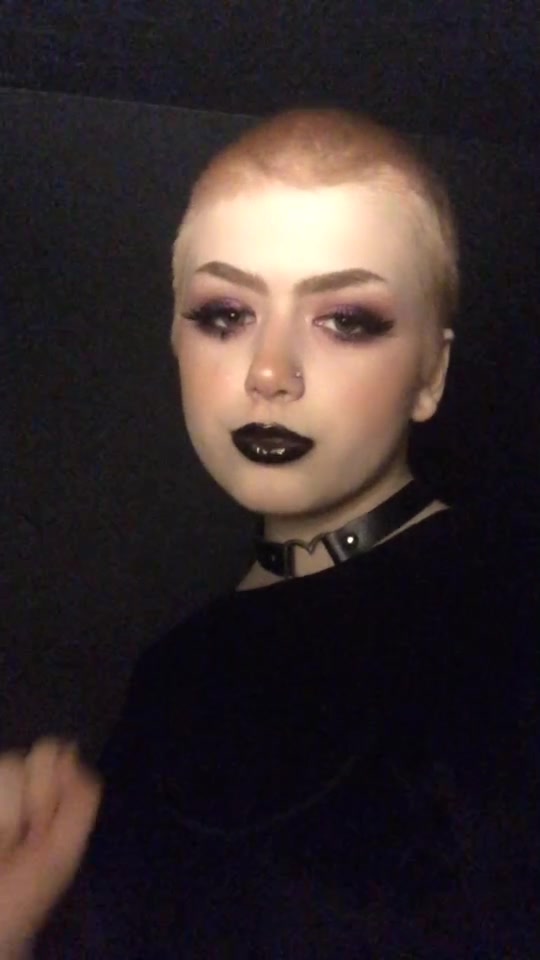 @the witch is dead!!!
