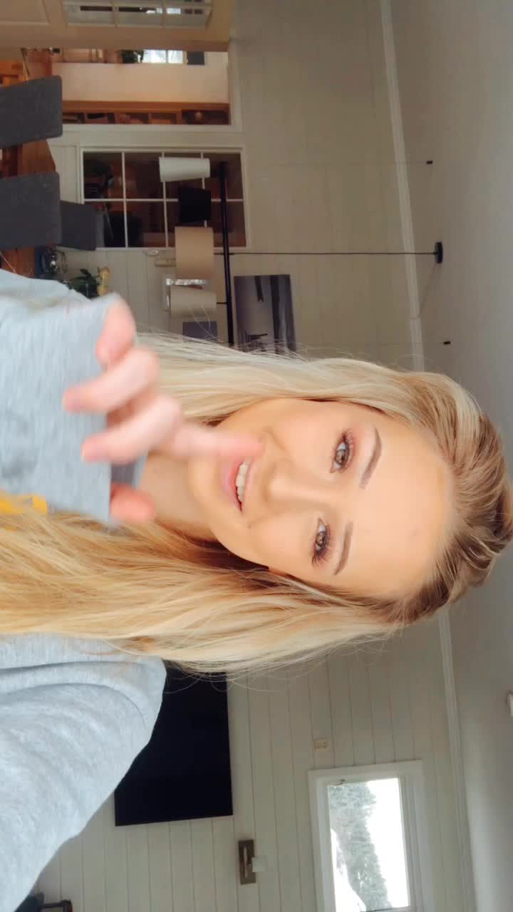 @Christine R&oslash;mma