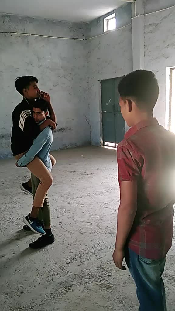 @Aryan Khan Aryan Kha