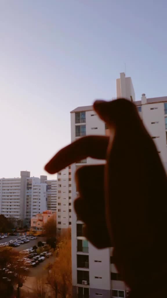 @육주