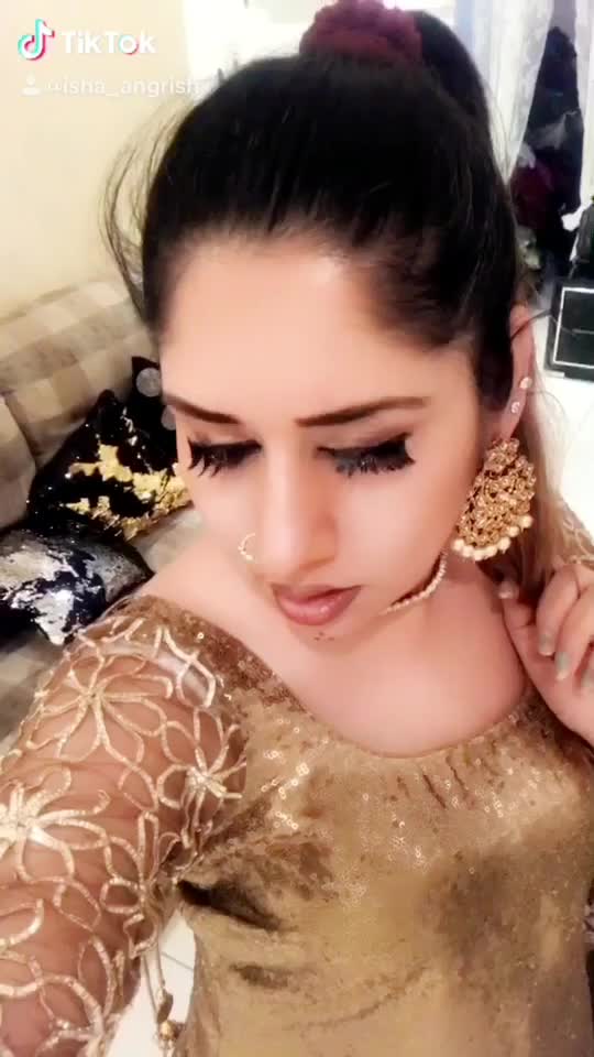 @Isha_Sharma