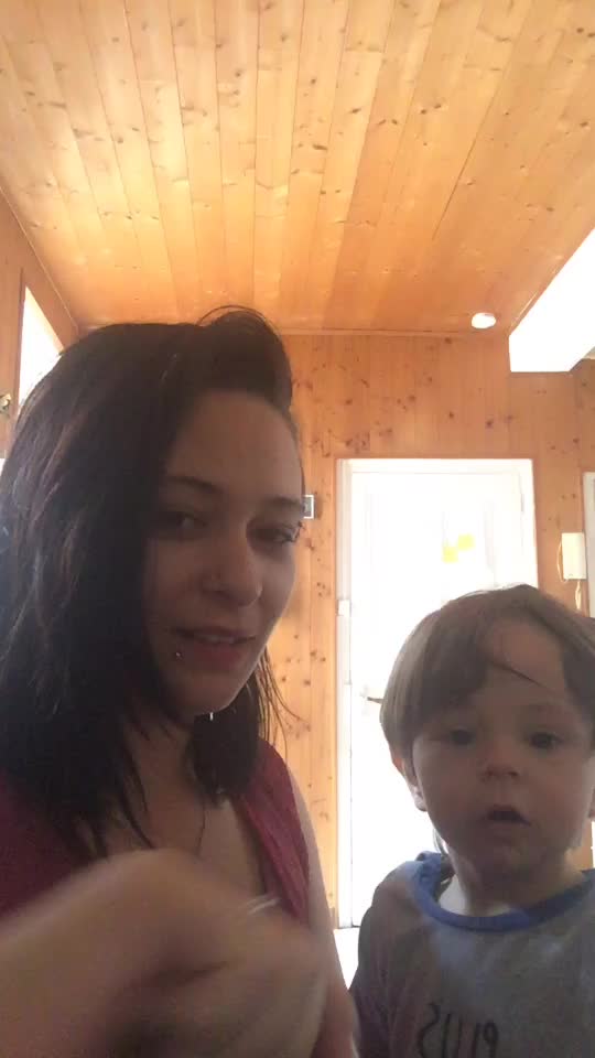 @Julie Karera 丰㋖