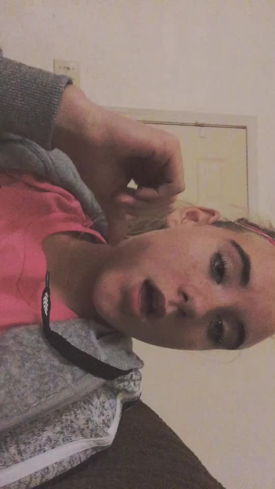 @🤪&bull;blondie&bull;{2k}🤪