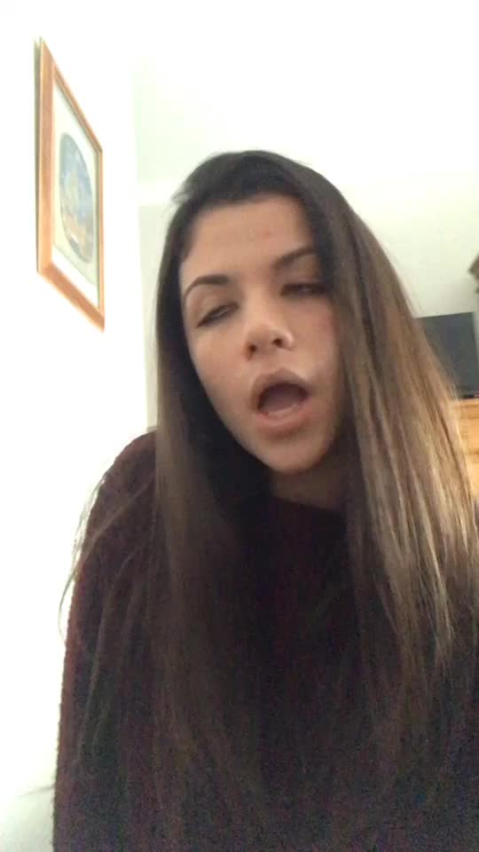 @AnaVazquez