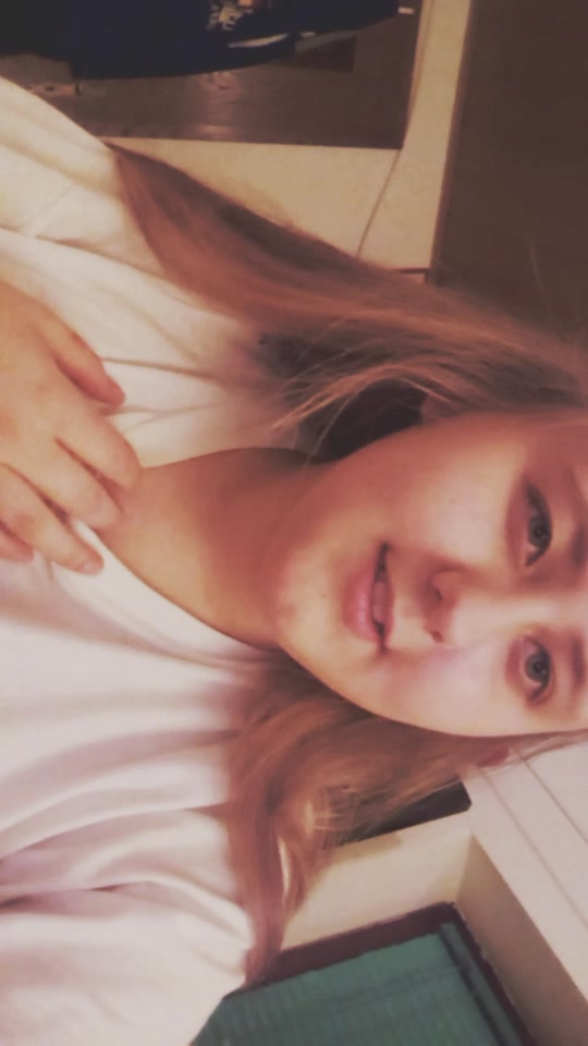 @Lena👻