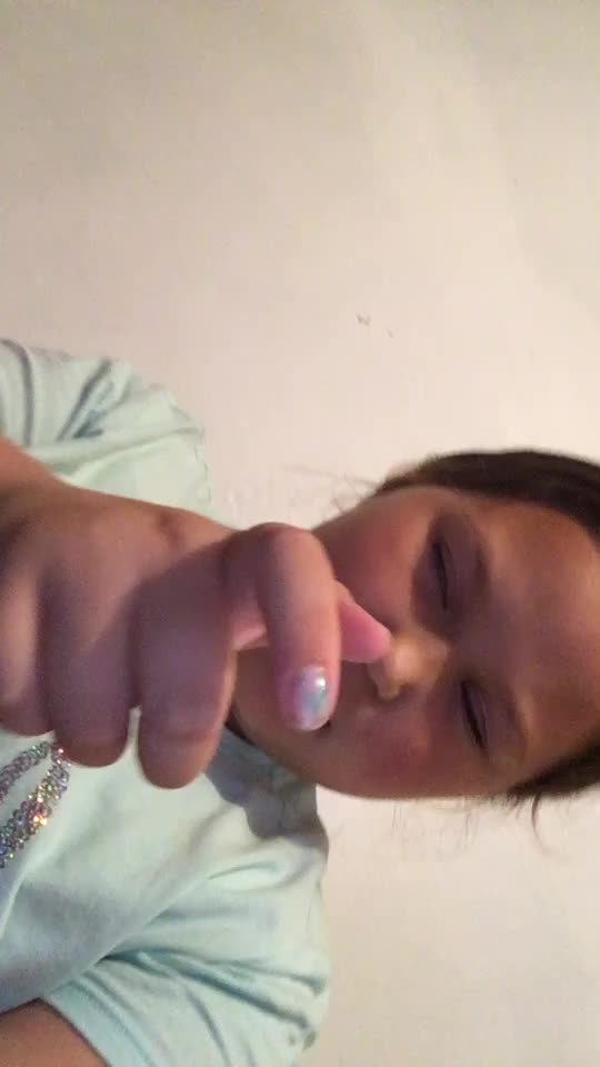 @MANIXZYO/little sis