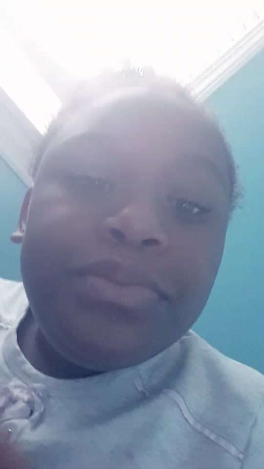 @Niya08