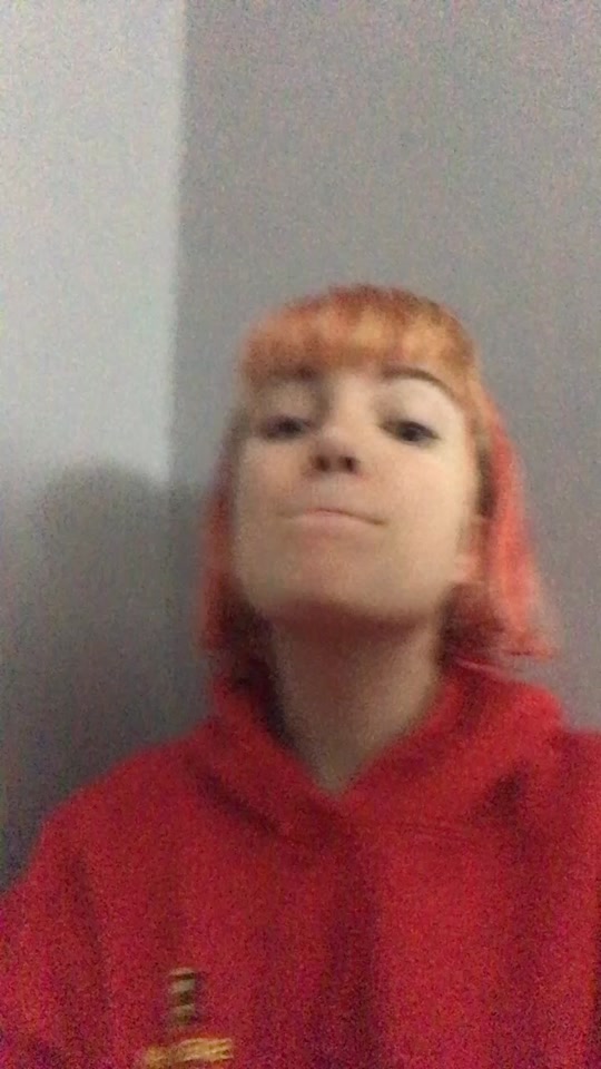 @🫣