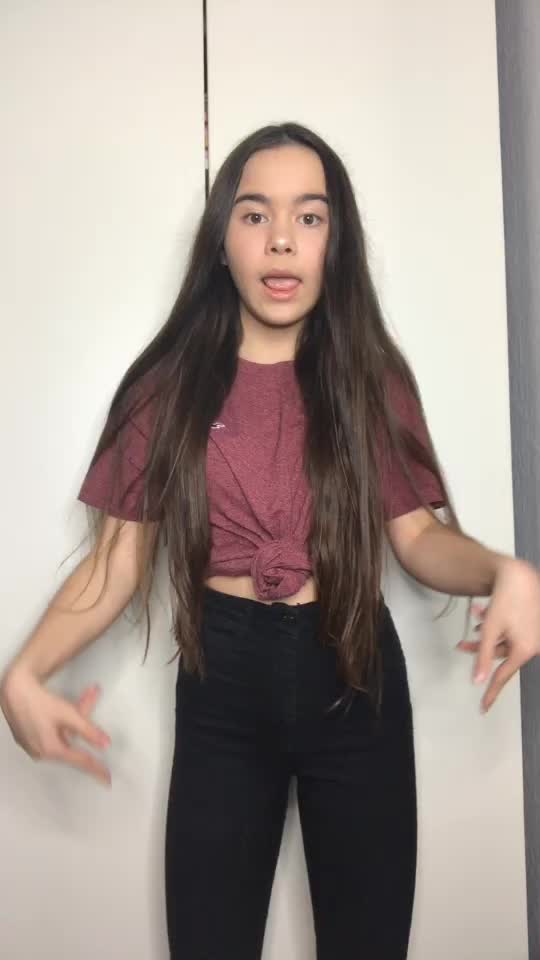 @𝐿𝑒𝓎𝓁𝒶 𝐸𝓁𝒾𝓈𝒶