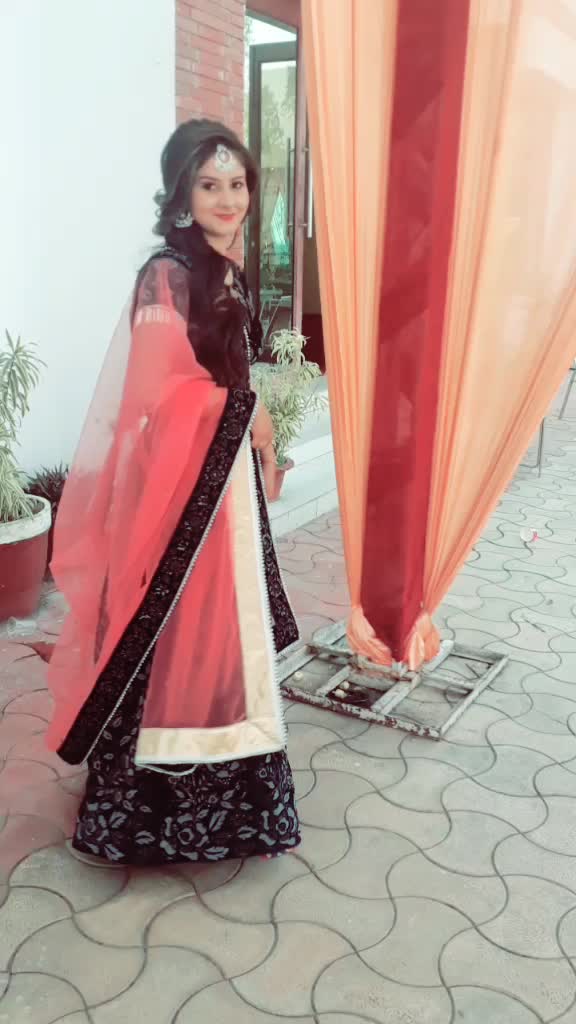 @Navneet Kaur