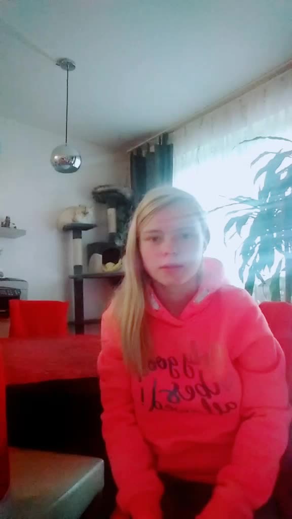 @lauraeule