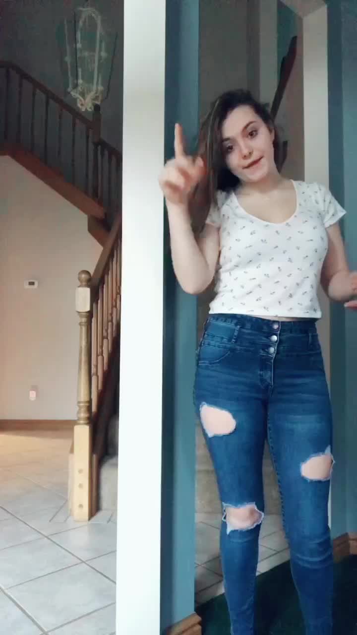 @Bai