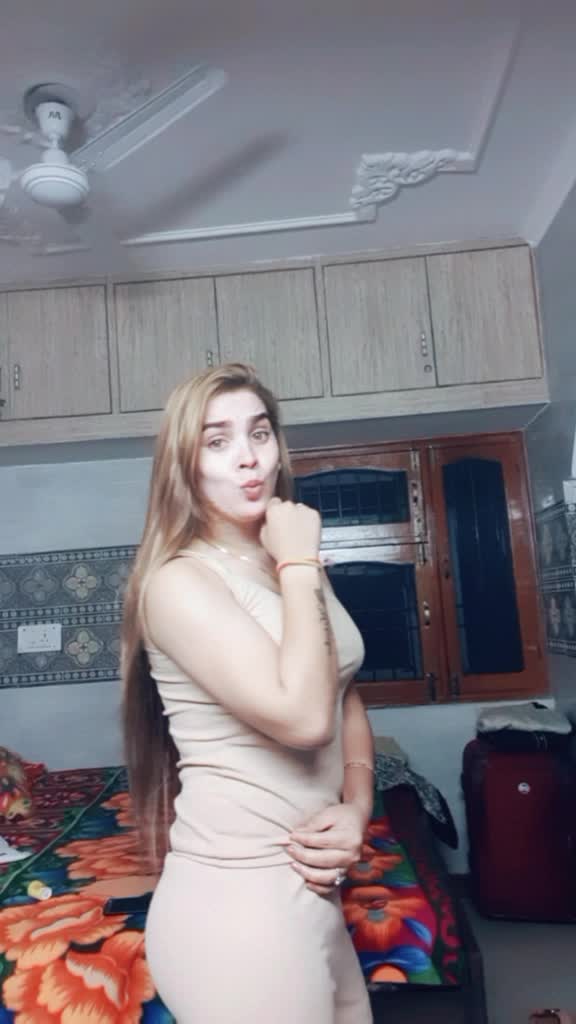 @Malaika Malaika Rajp