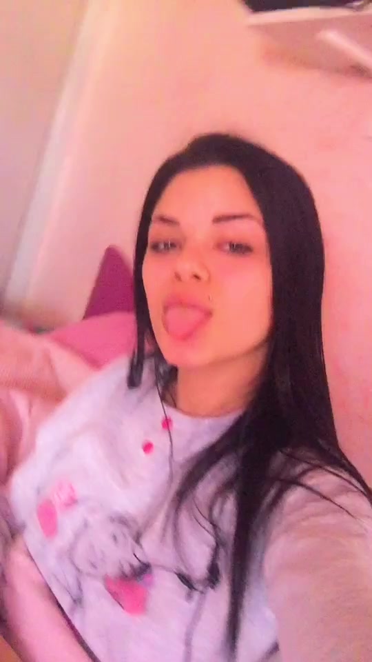 @Simona😈🖤