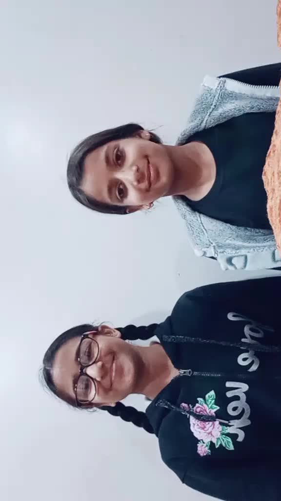 @Tanishka👭Yashika