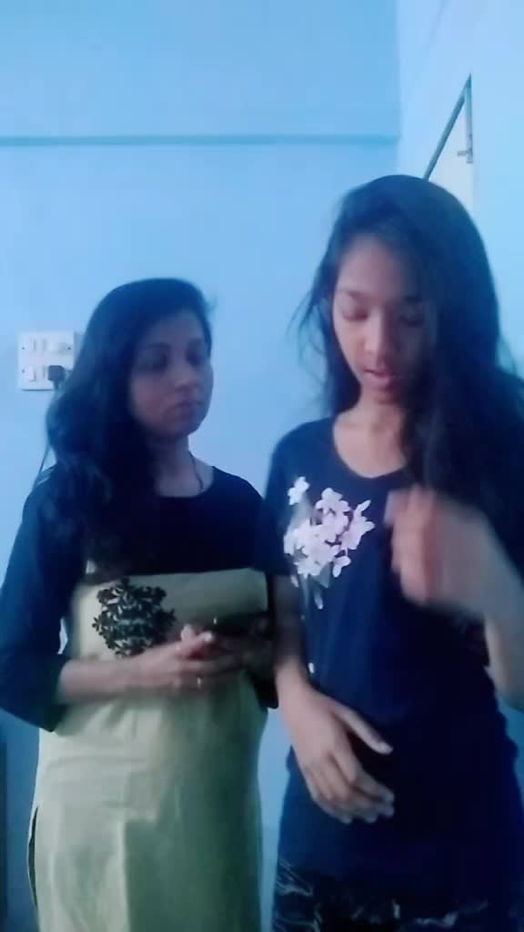 @dhanashree💓
