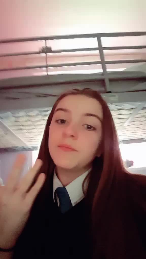 @Ellie🩷