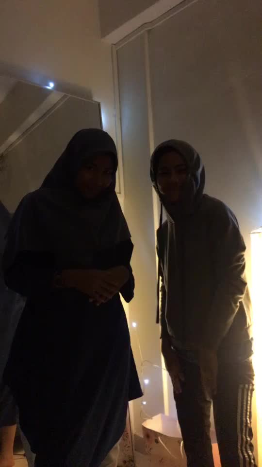 @Azza Rima