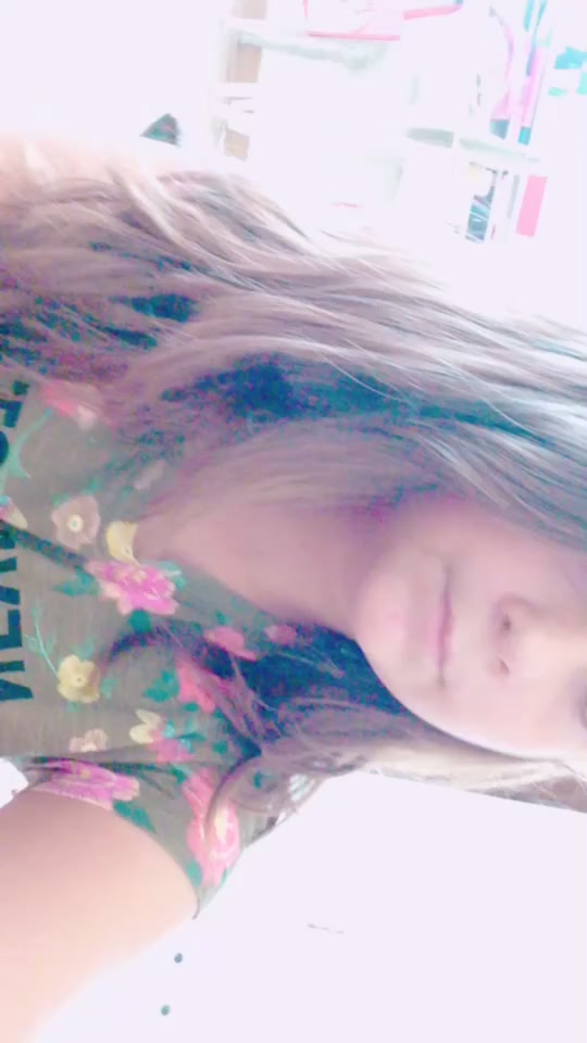 @Amina-lamperi 😍❤️🌈