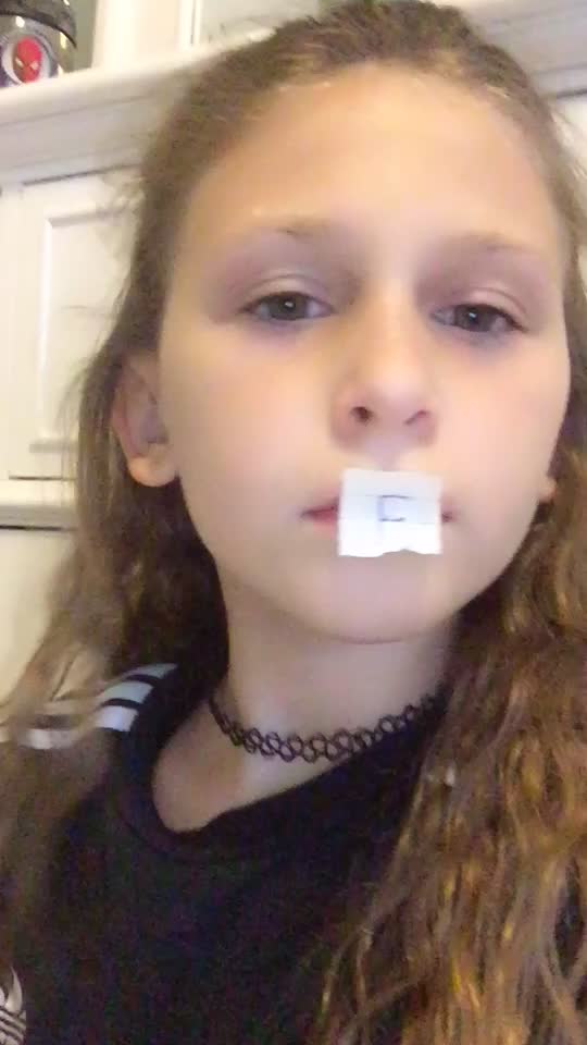 @Bella