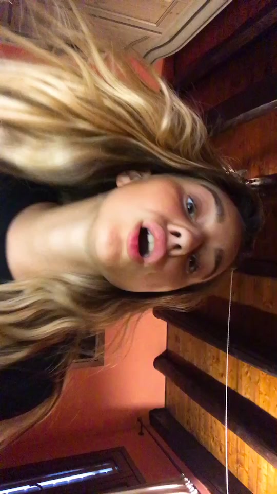 @LUCREZIA