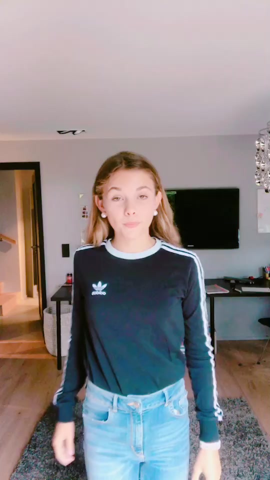 @KAROLINE KR&Oslash;VEL