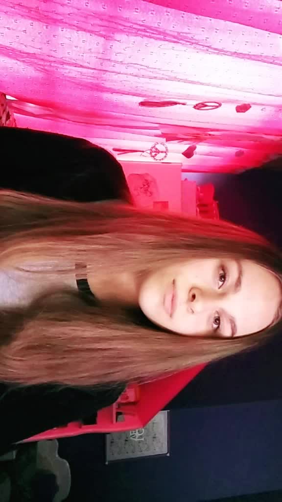 @Cammi🌙️