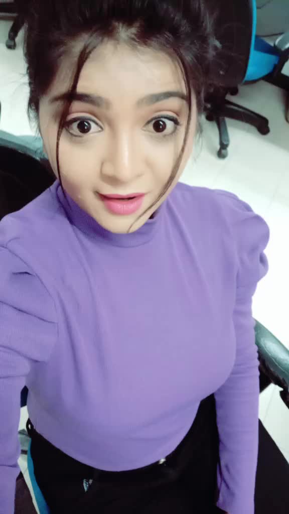 @DOLLY_AUSETTY_VJ