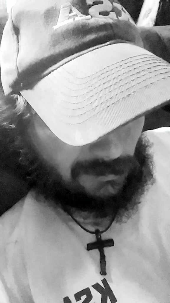 @👑 FAMOUSREDNECK👑
