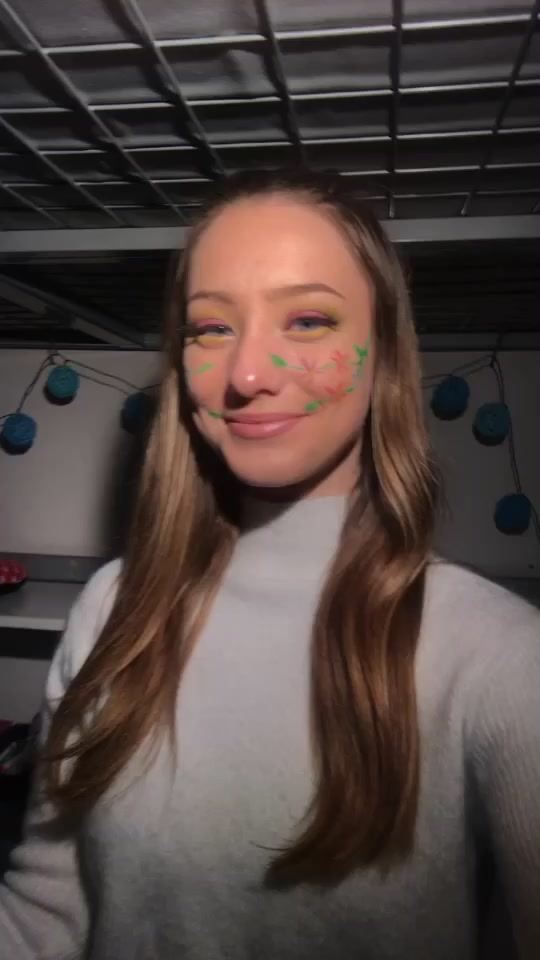 @anaismarzac