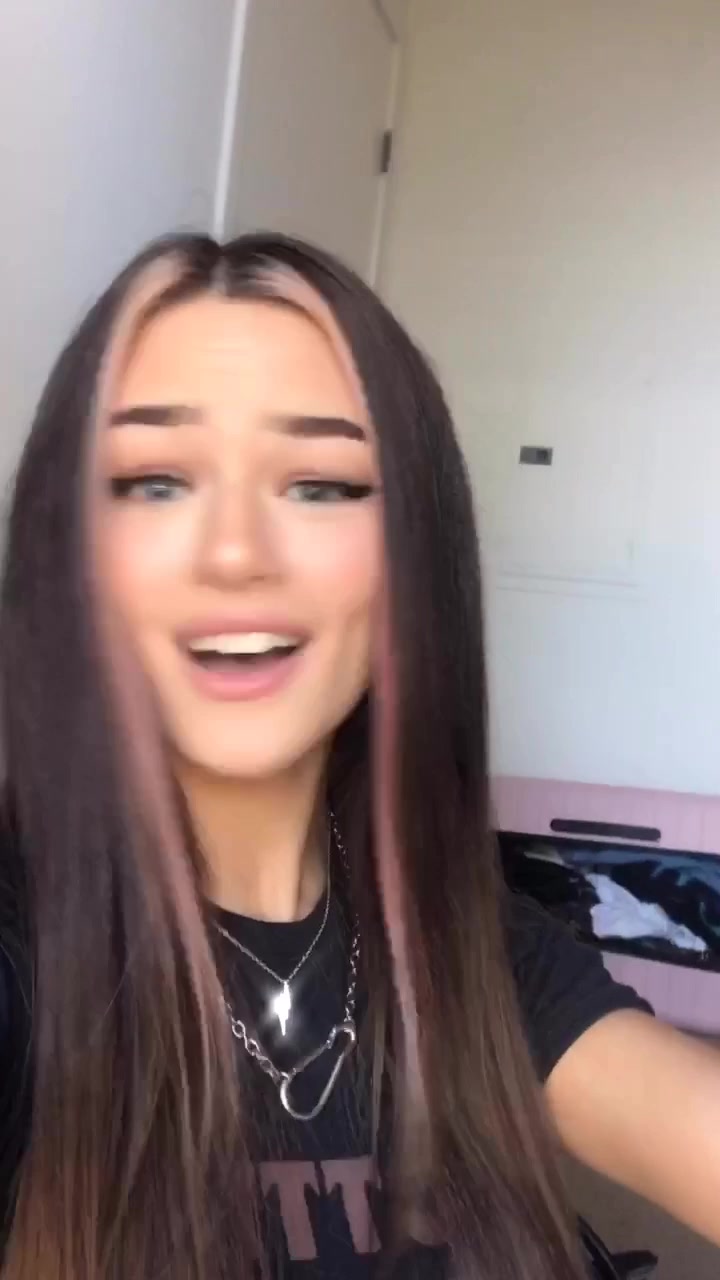 @Zo&euml;