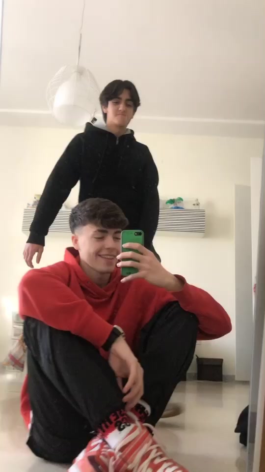 @Z8D3💘