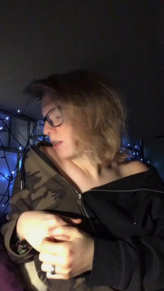 @L&ecirc;&ocirc;.is.a.rainbow 🌈