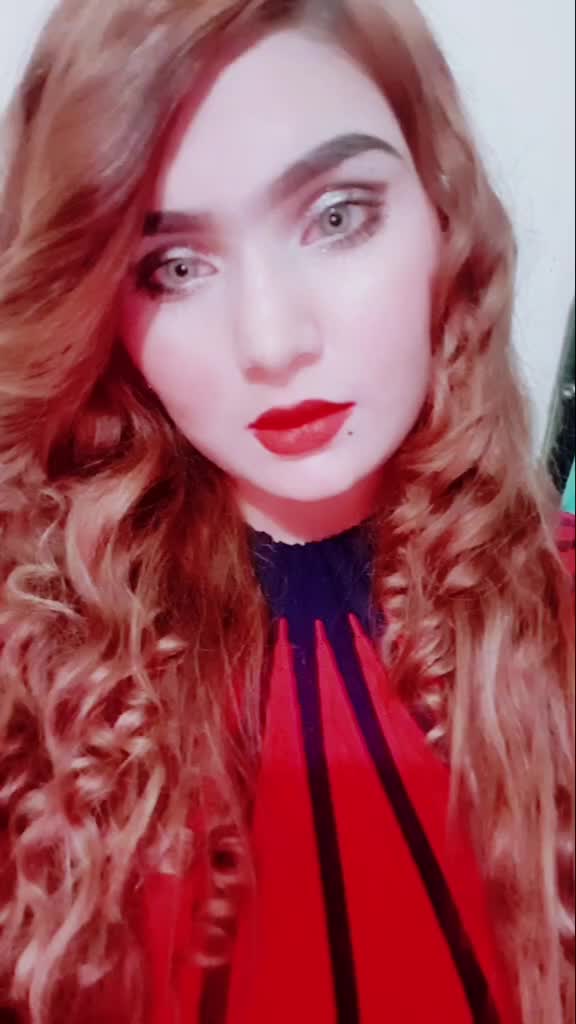 @👑Parina Raj👑