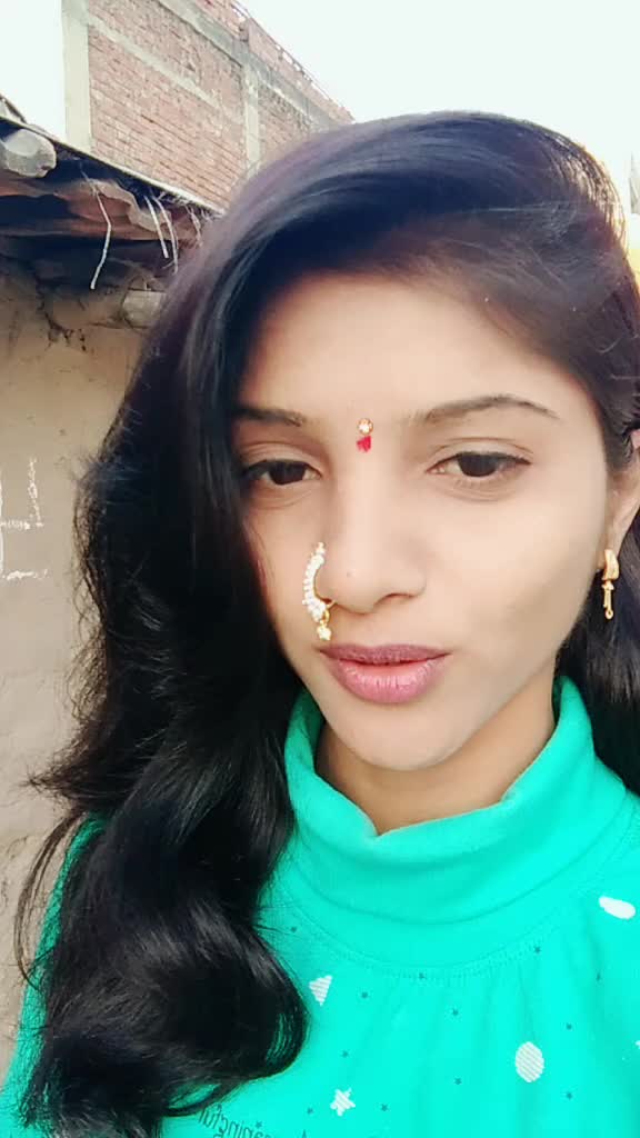 @👑Aishwarya kadam👑