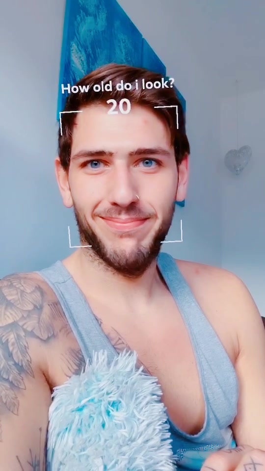 @johnny_fame_
