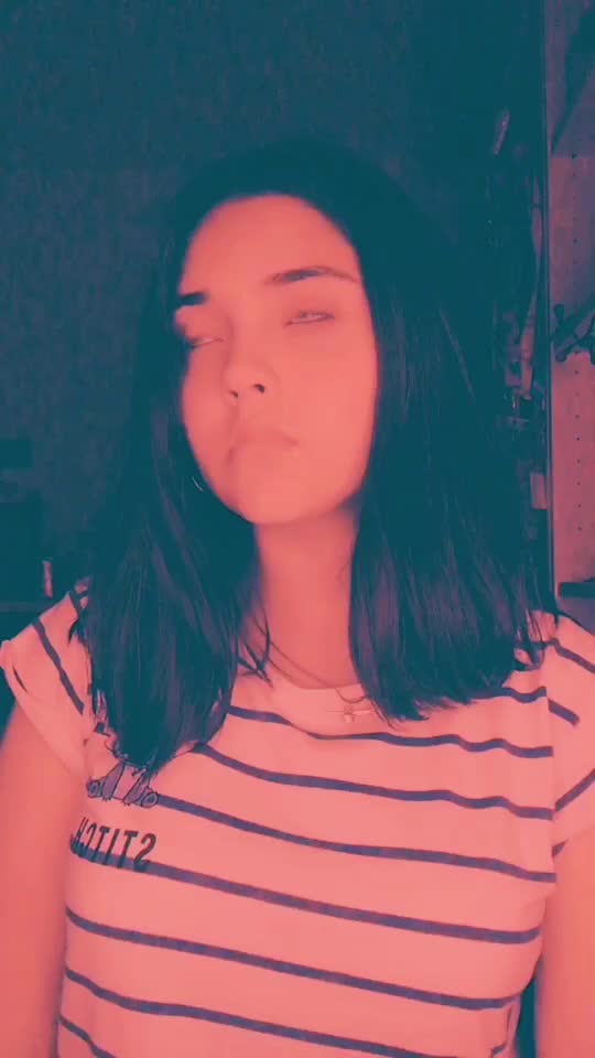@Karlaart_