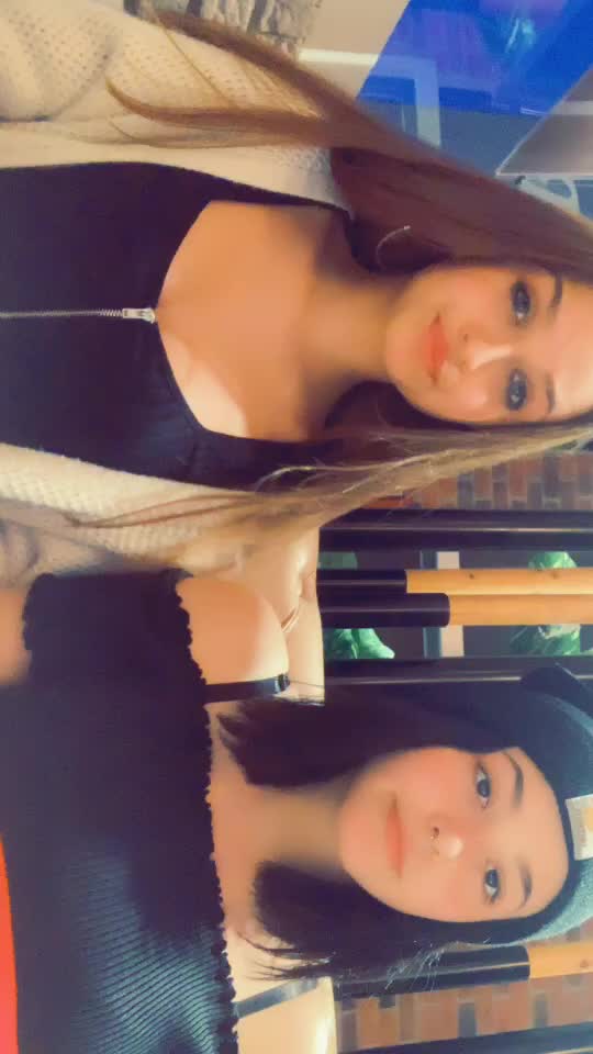 @𝖘𝖆𝖗𝖆🧸💜