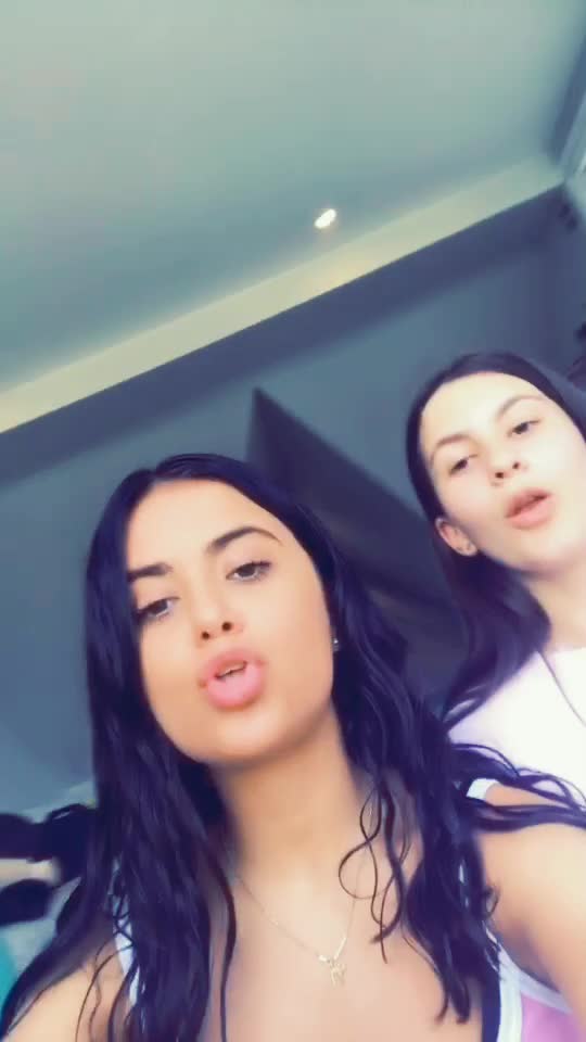 @ellaraingold