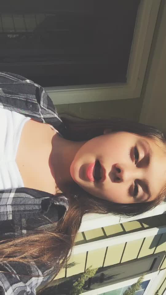 @🌸𝕃𝕚𝕝𝕪🌻