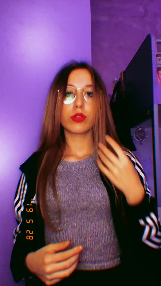 @Sofia🍁