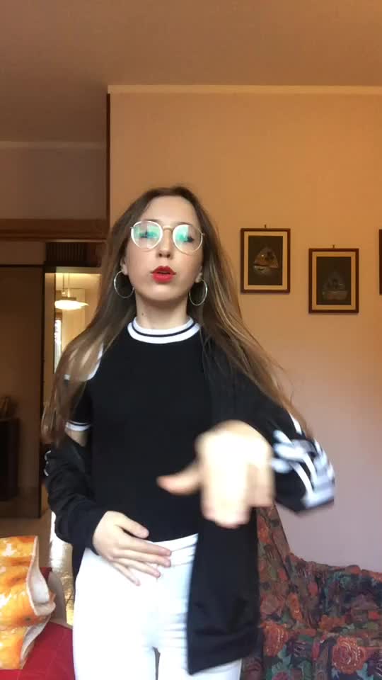 @Sofia🍁