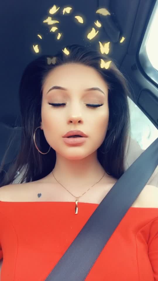 @𝐌𝐈𝐍𝐓𝐄𝐄𝐅𝐎𝐗 🕊