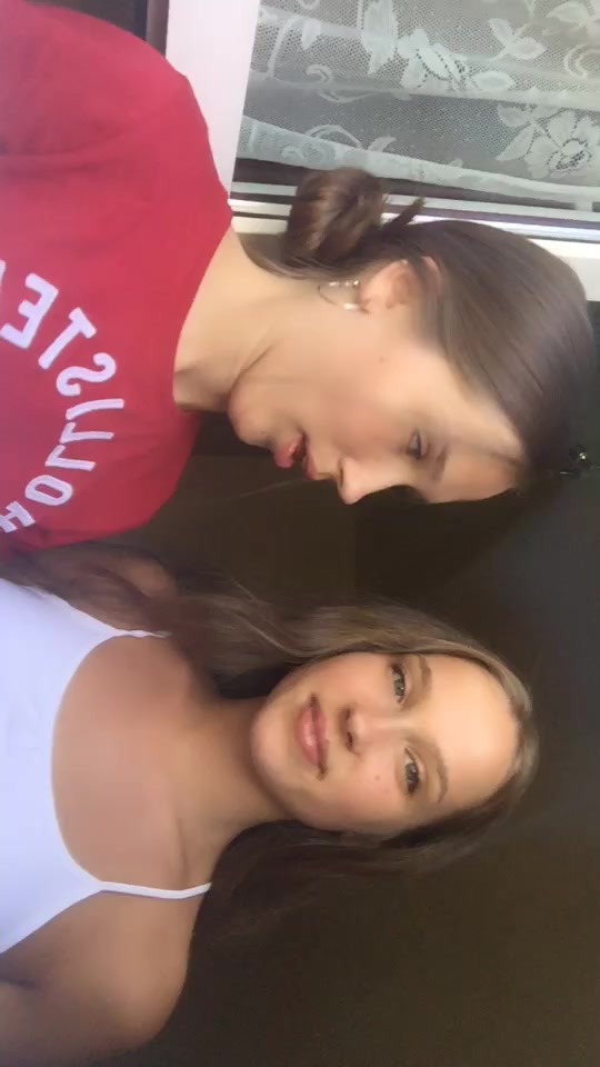 @Alina & Sabrina