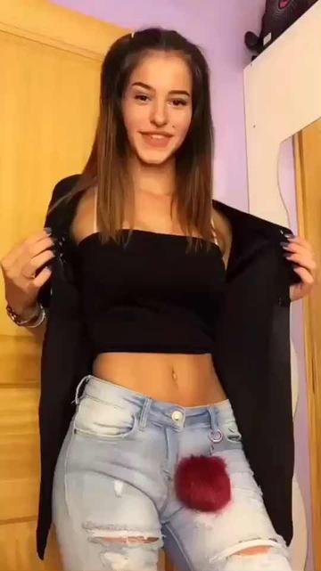 @Lea Elui